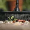 FISKARS Solid univerzális kültéri seprű (M)